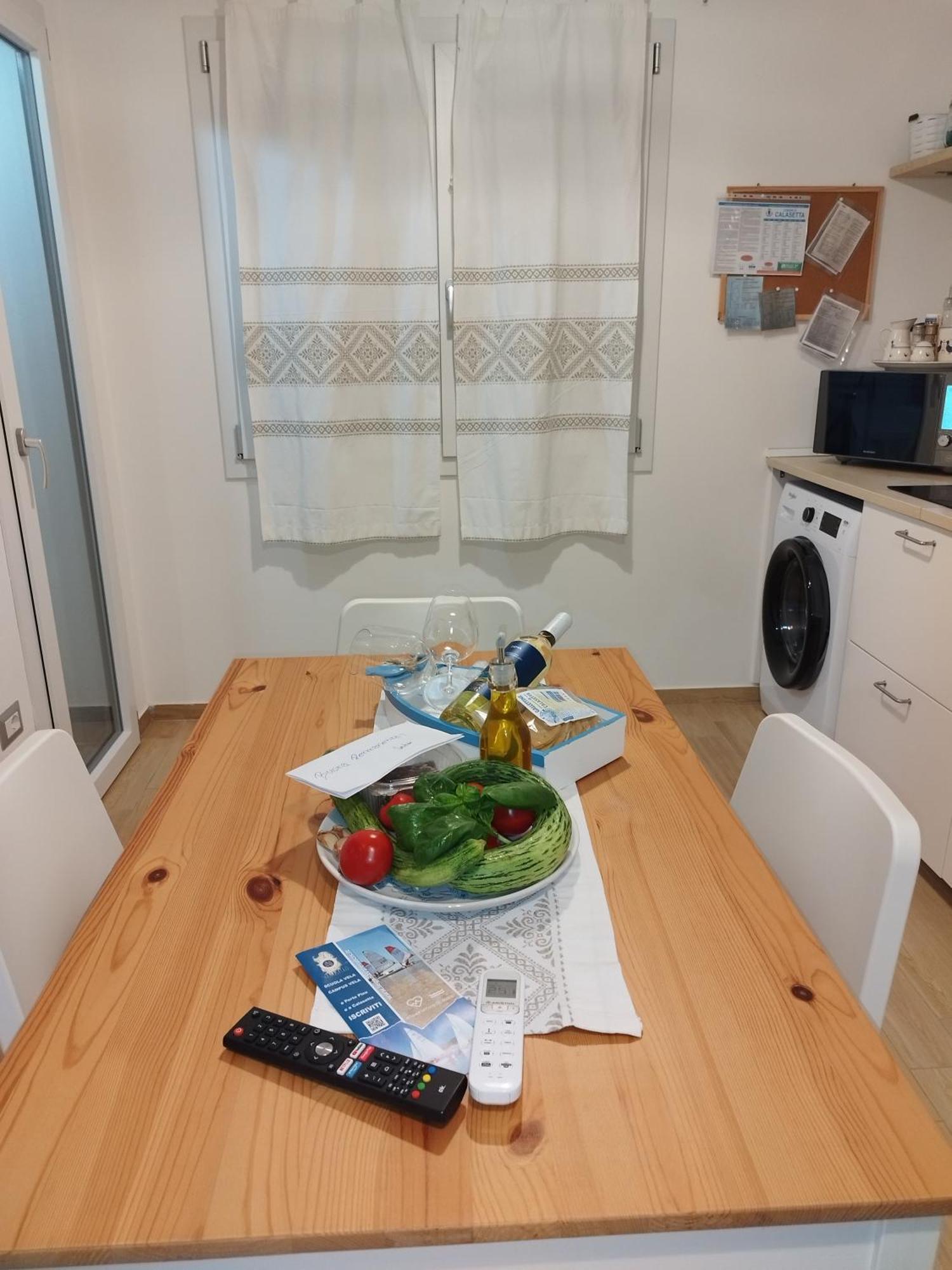 Sky And Sea Apartment Calasetta Εξωτερικό φωτογραφία